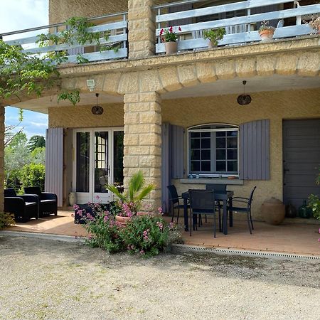 Soleil Lotus Apartment Saint-Hilaire-de-Brethmas Bagian luar foto